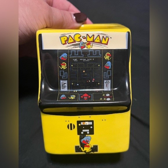 PAC MAN Game Shaped Mugs NWOT - Picture 4 of 8